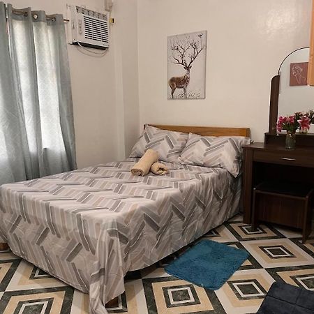 Bella'S Bed & Breakfast Dauis Екстер'єр фото